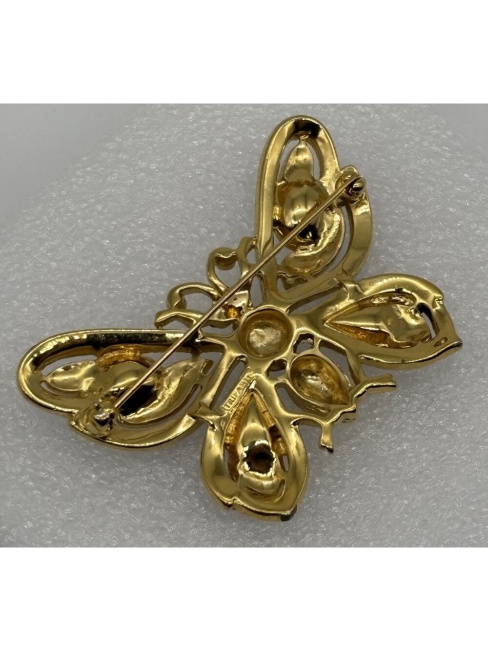 Vintage Trifari Butterfly Brooch Gold Tone Black Enamel Clear Rhinestones Signed - Picture 13 of 16